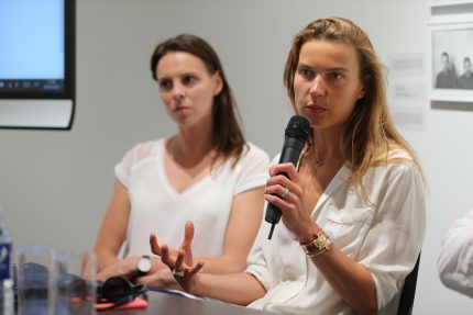 Susitikimas su menininke Indre Šerpytyte