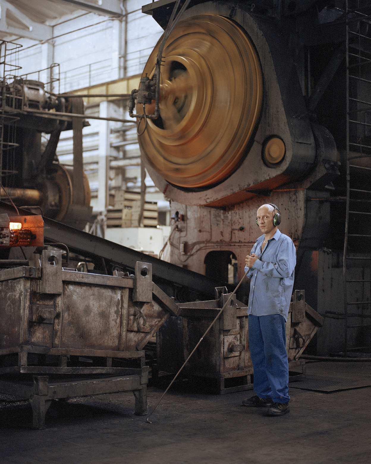 Iš ciklo „Odė paskutiniam dirbančiam žmogui“.