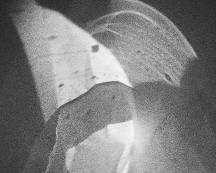 Austėjos Auškalnytės fotografijų ciklo „Imagination dead imagine“ pristatymas. Dalyvauja filosofas prof. Gintautas Mažeikis