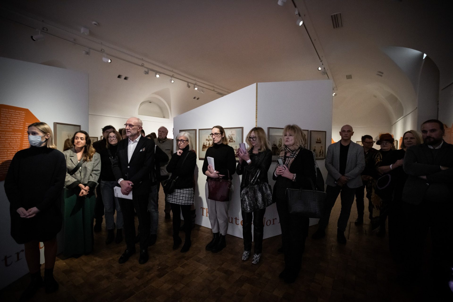 Karališkųjų Lazienkų muziejuje Varšuvoje (Lenkija) atidaryta fotografijų paroda „Atrasti vaizdai. Grafo Benedikto Henriko Tiškevičiaus fotografijos estetika“