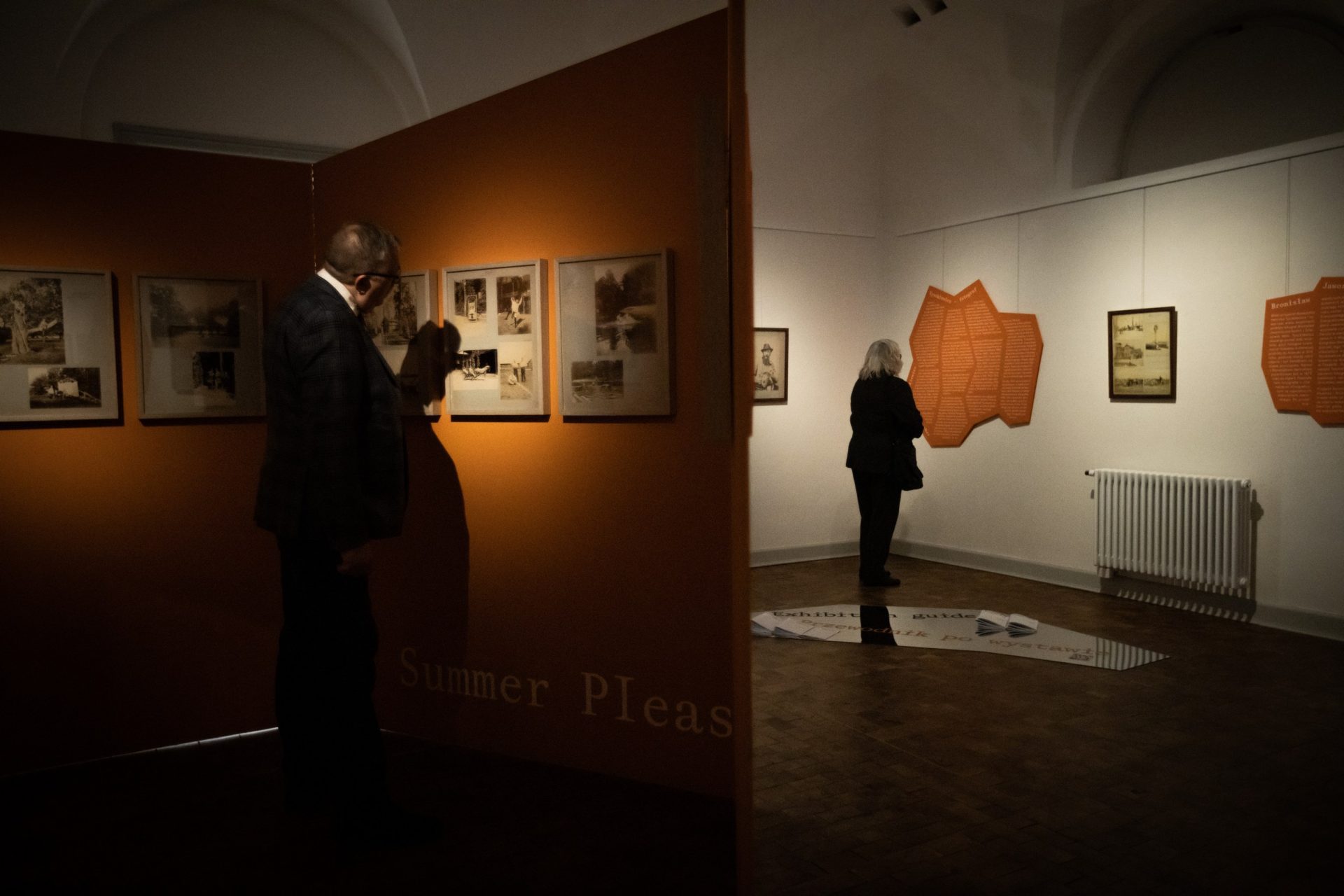 Karališkųjų Lazienkų muziejuje Varšuvoje (Lenkija) atidaryta fotografijų paroda „Atrasti vaizdai. Grafo Benedikto Henriko Tiškevičiaus fotografijos estetika“