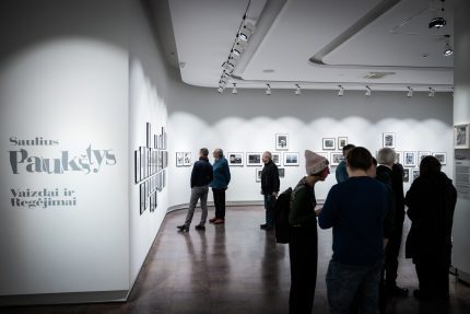 Susitikimai su parodos „Vaizdai ir Regėjimai“ autoriumi ir kuratore