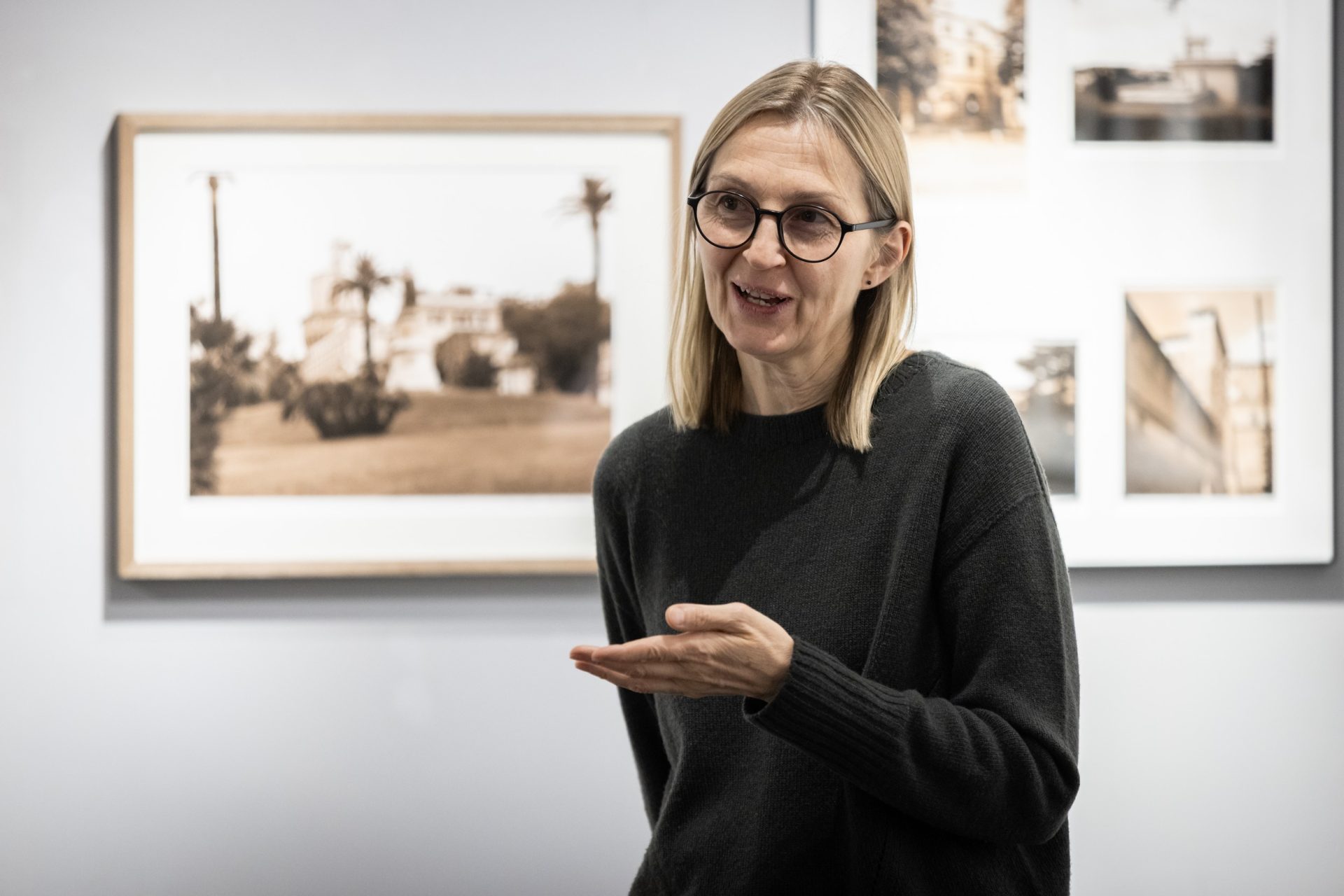 Fotografijos muziejuje atidaryta Sauliaus Paukščio paroda „Vatikano soduose“