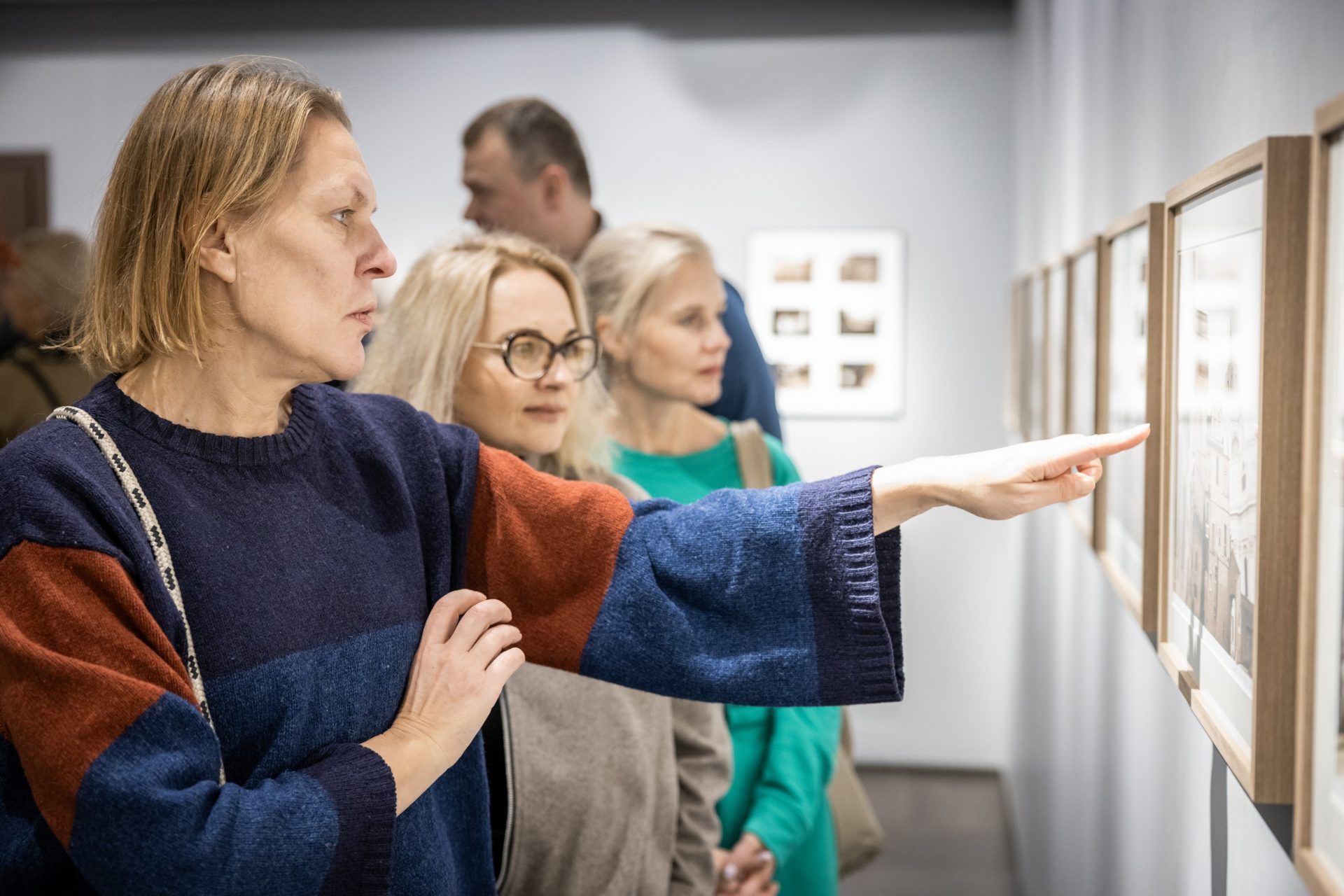 Fotografijos muziejuje atidaryta Sauliaus Paukščio paroda „Vatikano soduose“