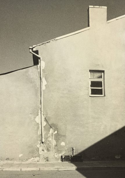 Renginių ciklas „Naujos pažintys su senais pažįstamais“ tęsia susitikimus su Šiaulių fotografais, kviesdamas prisiminti Arūno Vileikio kūrybą