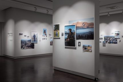 Pasivaikščiojimas po parodą su autoriais. Mykolas Juodelė ir Sandra Rivero